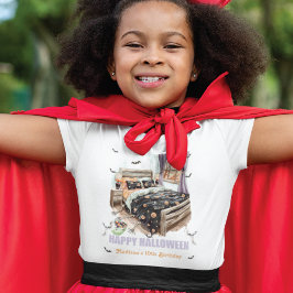 Spooky Sleepover T - Shirt mit Skelettgriff