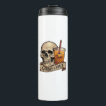 Spooky Spice Skull  Thermosbecher<br><div class="desc">Whether you’re staying warm on a crisp fall day or keeping your iced drinks cold,  this insulated tumbler is the ultimate autumn companion. Ideal for work,  road trips,  or haunted adventures.</div>