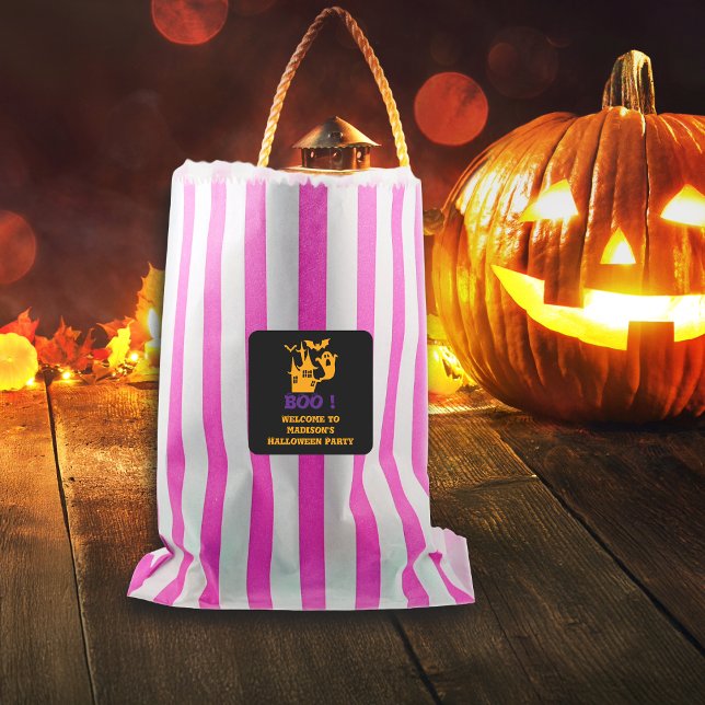 Spooky Spuk House Individuelle Name Quadratischer Aufkleber (Von Creator hochgeladen)