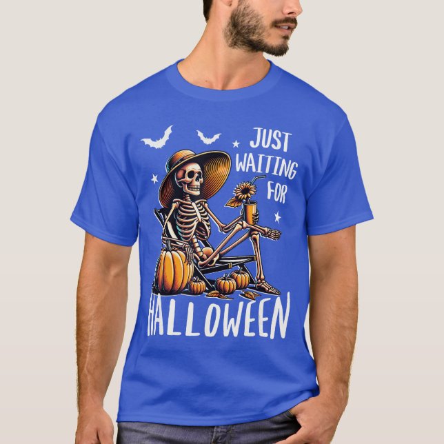 Spooky Summerween Skeleton Just Waiting For Hallow T-Shirt (Vorderseite)