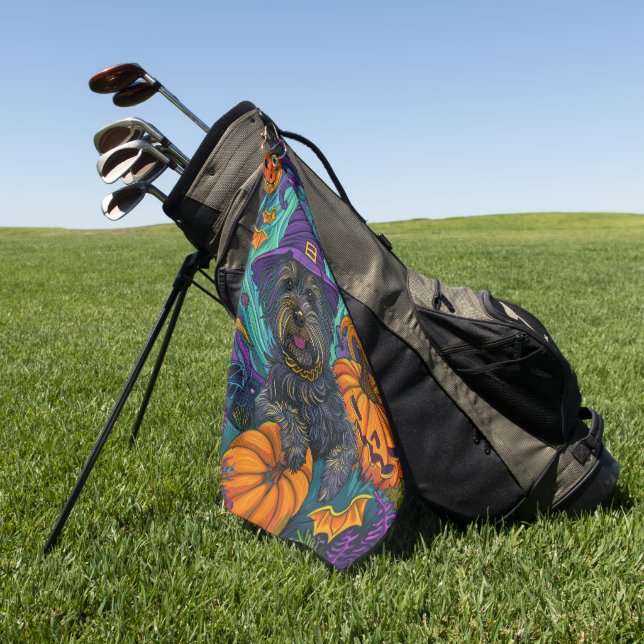 Spooky Tibetan Terrier Dog Halloween Hexenkürbis Golfhandtuch (Gras)