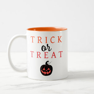 Spooky Trick oder Jack-o'-Laterne Halloween behand Zweifarbige Tasse