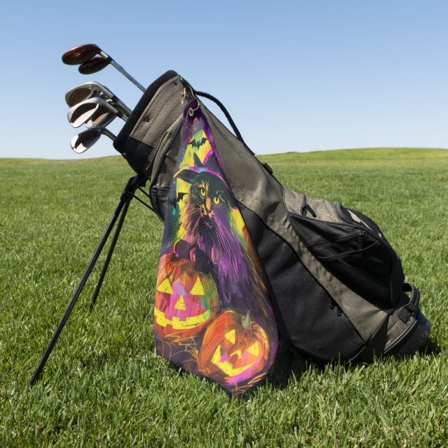 Spooky Turkish Angora Cat Halloween Hexenkürbis Golfhandtuch (Gras)