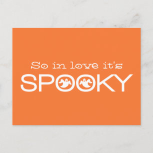 Spooky Typografie Halloween Save the Date Postkart Ankündigungspostkarte