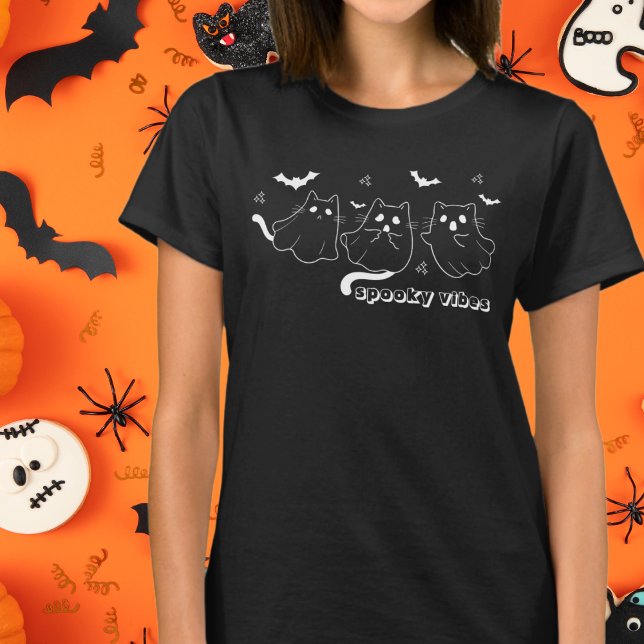 Spooky Vibes Cat Ghosts Schwarz-Weiß T-Shirt (Von Creator hochgeladen)