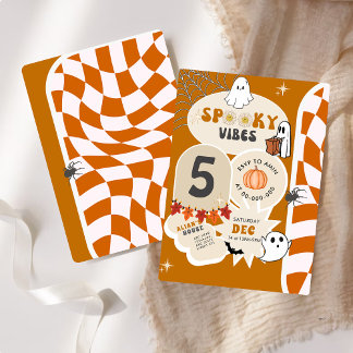 Spooky Vibes Retro Checkered Halloween Geburtstag Einladung