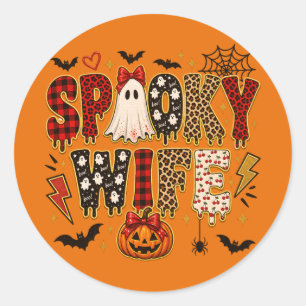 Spooky Wife Halloween Leopardenmuster gemischt Runder Aufkleber