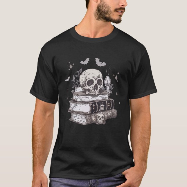 Spooky Zauberbücher Retro Skull Halloween Buch Lie T-Shirt (Vorderseite)