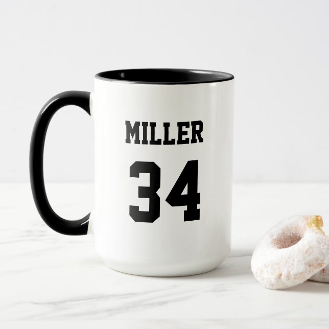 Sport Jersey Schwarz und Weiß Moderne Custom Tasse (Mit Donut)