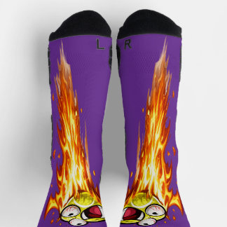 Sport-Socken Tennisbälle in Flammen. Socken