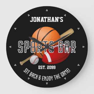 Sportbar mit Sportgeräten Runde Wanduhren