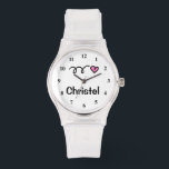 Sportive Mädchenuhr mit personalisierbarem Namen Armbanduhr<br><div class="desc">Sporty Girl Uhr mit personalisierbarem Namen. Personalisierbare Armbanduhren für Frauen. Niedliche Geburtstag Geschenkidee für sportliche Mädchen Sporty Design mit aufspringenden Herzensymbol,  Emblem , Ikone. Rosa und weiß.</div>