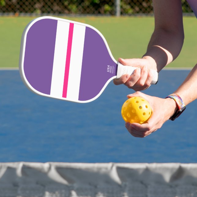 Sportlich Hübsch rosa Streifen auf Lila Pickleball Schläger (InSitu)