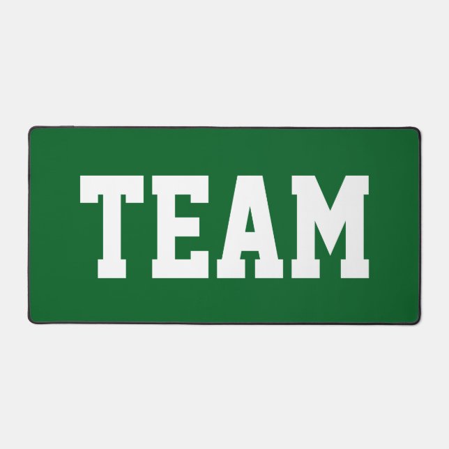 Sporty Big Bold TEAM White Text On Forest Green Schreibtischunterlage (Vorderseite)