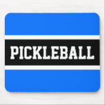 Sporty Block PICKLEBALL Sky Blue Black Stripes Mousepad<br><div class="desc">Dieses lustige Design zeigt große Sportbriefe in einem breiten schwarzen Streifen, der mit weißen Streifen auf einem hellen Himmel blaue Boden hervorgehoben. Die Farben und der PICKLEBALL-Text in diesem Template-Design können personalisiert sein.</div>