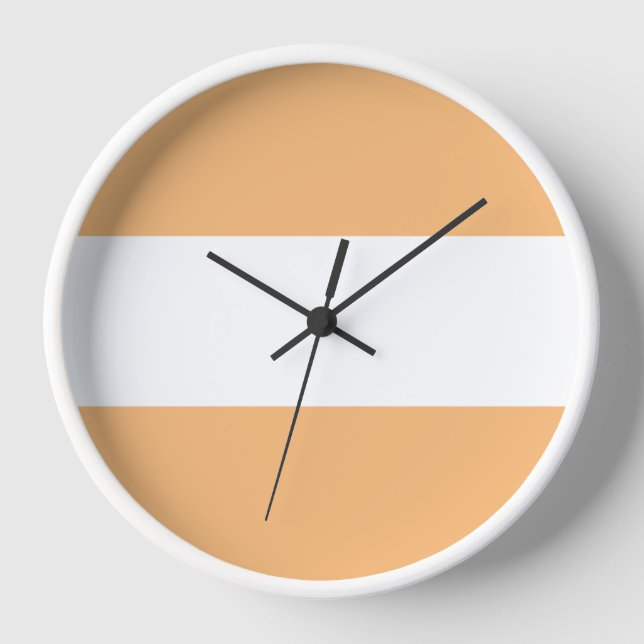 Sporty Chic Light Peach Orange Weiße Streifen Uhr (Vorderseite)