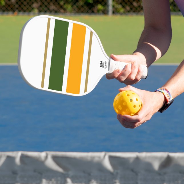 Sporty Forest Green Golden Yellow Racing Stripes Pickleball Schläger (InSitu)