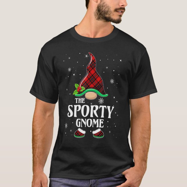 Sporty Gnome Red Kariert Matching Family Christmas T-Shirt (Vorderseite)