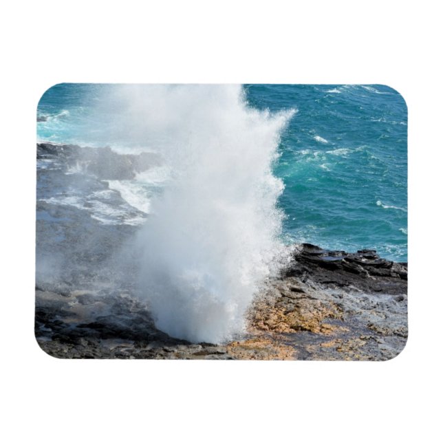 Spouting Horn in Kauai, Hawaii Magnet (Horizontal)