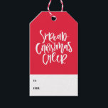 Spread Christmas Cheer Hand Lettered Red Holiday Geschenkanhänger<br><div class="desc">Mit diesem modernen und skurrilen Weihnachtsgeschenk-Tag mit handgeschriebener Typografie,  Schneemuster mit rotem Hintergrund. Dieses Design ist in anderen Farben erhältlich.</div>