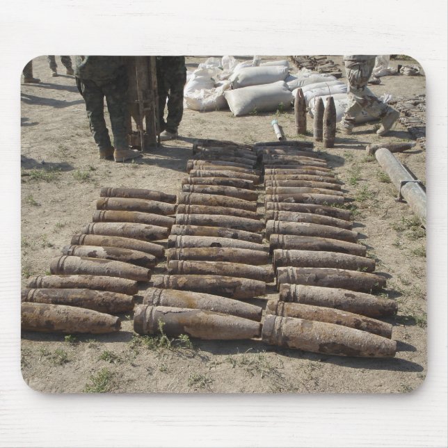 Sprengkörper werden identifiziert und erfunden mousepad (Vorne)