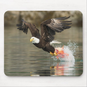 Sprengladender Adler Mousepad