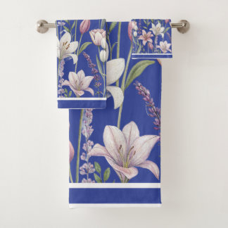 Spring Florals with Blue Background Badhandtuch Set