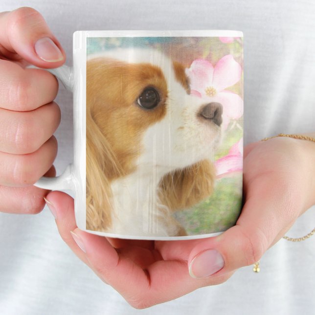 Spring Flowers Cavalier King Charles Spaniel Tasse (Blooming joy in every sip! Embrace spring with this adorable mug.)