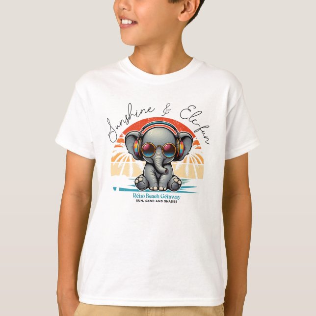 Spring Sunshine und Ele-fun Retro Beach Abenteuer T-Shirt (Vorderseite)
