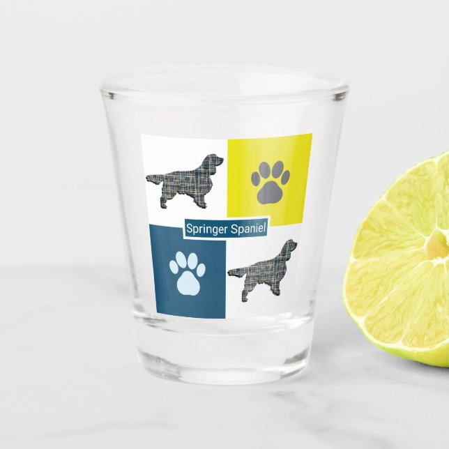 Springer Spaniel Dog Silhouette & Paw Y&B Grid Schnapsglas (Vorderseite)