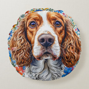 Springer Spaniel mit farbenfrohem floralem Hinterg Rundes Kissen