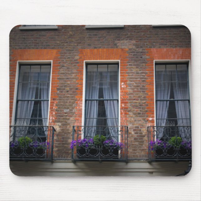 Springtime London Lavender Window Boxes Mousepad (Vorne)