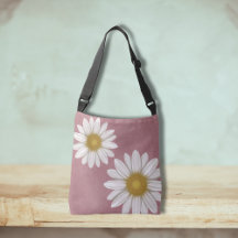 Springtime Rosy Pink Daisy Hand Gezeichnet