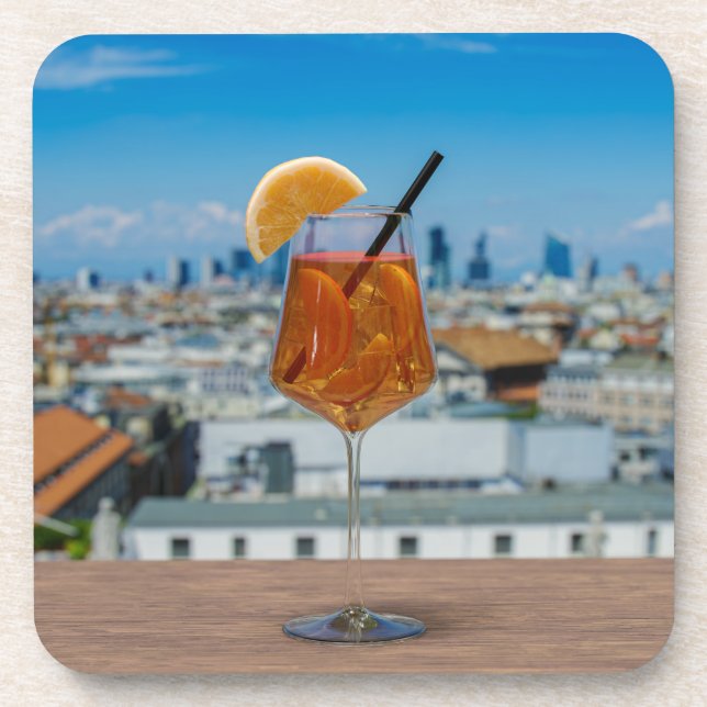 Spritz Cocktail auf einem Tisch mit Blick auf Mail Getränkeuntersetzer (Vorderseite)