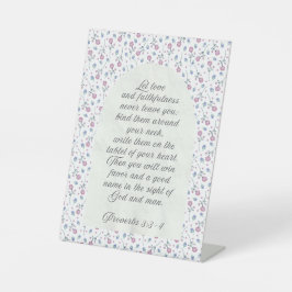 Sprüche 3:3–4 Florale Schriftstelle Sockelschild