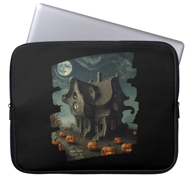 Spuk Halloween House mit Pumpkins und Vollmond Laptopschutzhülle (Vorderseite)