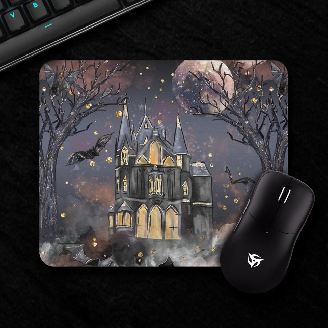 Spuk Haus | Spooky Vollmondbaum und Fledermäuse Mousepad (Von Creator hochgeladen)