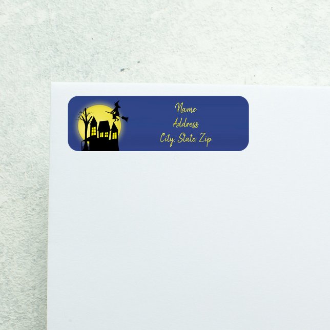 Spuk Haus und Fliegerhexe mit Mondlicht (Spooky Halloween return address label with haunted house and flying witch.)