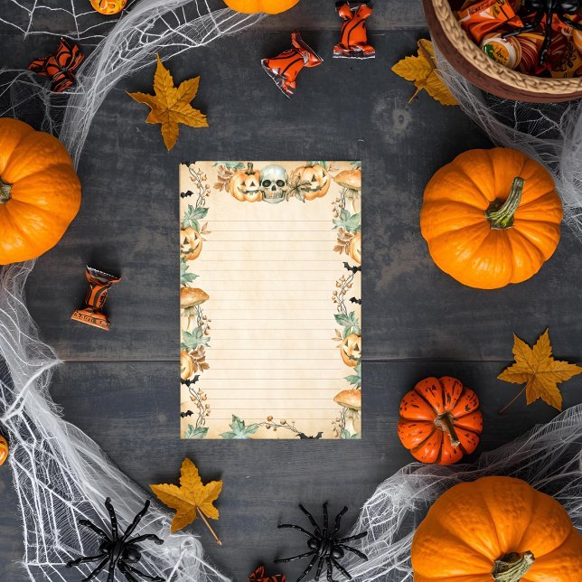 Spuk Pilze und Kürbispflaster Briefpapier (Skulls, jack-o’-lanterns, and autumn blooms—this lined paper invites ghostly and heartfelt letters.)