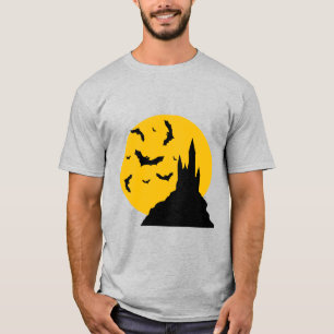 Spuk Schloss mit Mond und Fledermäusen T-Shirt