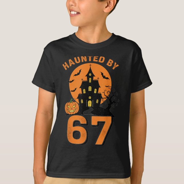 Spuk um 67 sonniges Halloween T-Shirt (Vorderseite)
