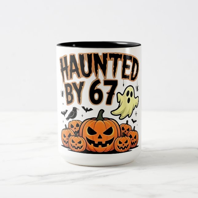 Spuk von 67 - Funny Ghost und Pumpkin Halloween Zweifarbige Tasse (Mittel)