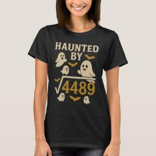 Spuk von Artikel 4489 Funny Halloween Mathe T-Shirt
