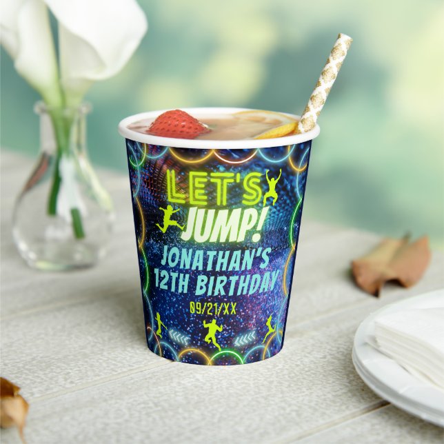 Spulen wir Trampolin Party Neon Green Glow Pappbecher (In Situ)