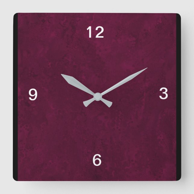 Square Deep Red Designer Clock Quadratische Wanduhr (Vorderseite)