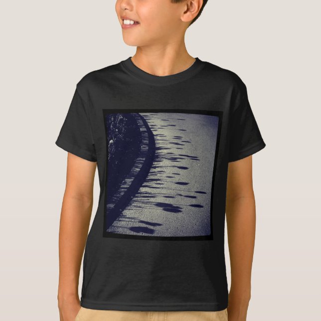 Square Foto - Blume Shadows T-Shirt (Vorderseite)