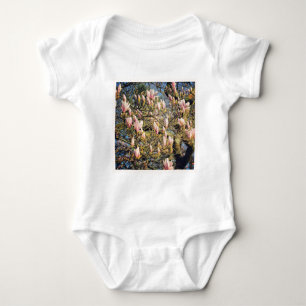 Square Foto - Magnolia Blossom Baby Strampler