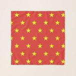 Square Scarf mit Flagge Vietnams Schal<br><div class="desc">Fügen Sie Ihrem Kleiderschrank eine Touch vietnamesischen Stolzes hinzu, mit unserem exklusiven quadratischen Schal mit der vietnamesischen Flagge! Dieser quadratische Schal, der mit viel Liebe zum Detail gestaltet wurde, ist mehr als nur ein modisches Accessoire; er ist eine Feier des vietnamesischen Kulturerbes und des kulturellen Stolzes. Das lebendige Design zeigt...</div>