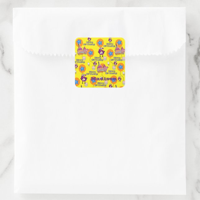 Square Stickers, #6 Happy 6th Birthday Yellow Quadratischer Aufkleber (Tasche)