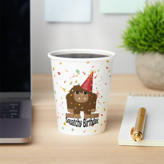 Squatchy Birthday Paper Cup Pappbecher (InSitu)